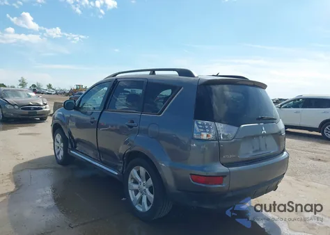 2011 Mitsubishi Outlander Se z USA, uszkodzony, nr VIN JA4AS3AW2BU012224